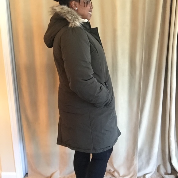 NWT Lane Bryant Faux-Fur Trim Hooded Parka Size 10/12W - Picture 4 of 16